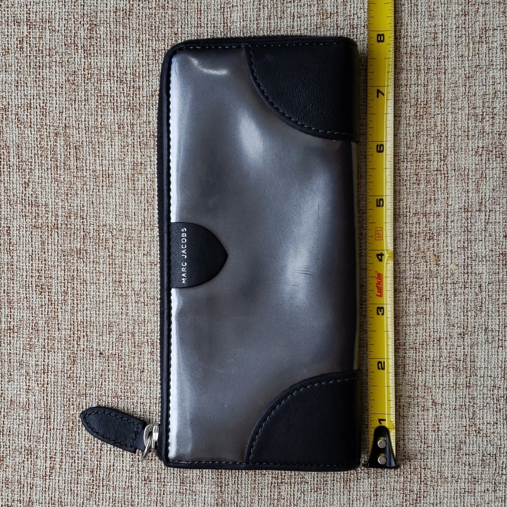 Marc Jacobs Wallet - Picture 9 of 10